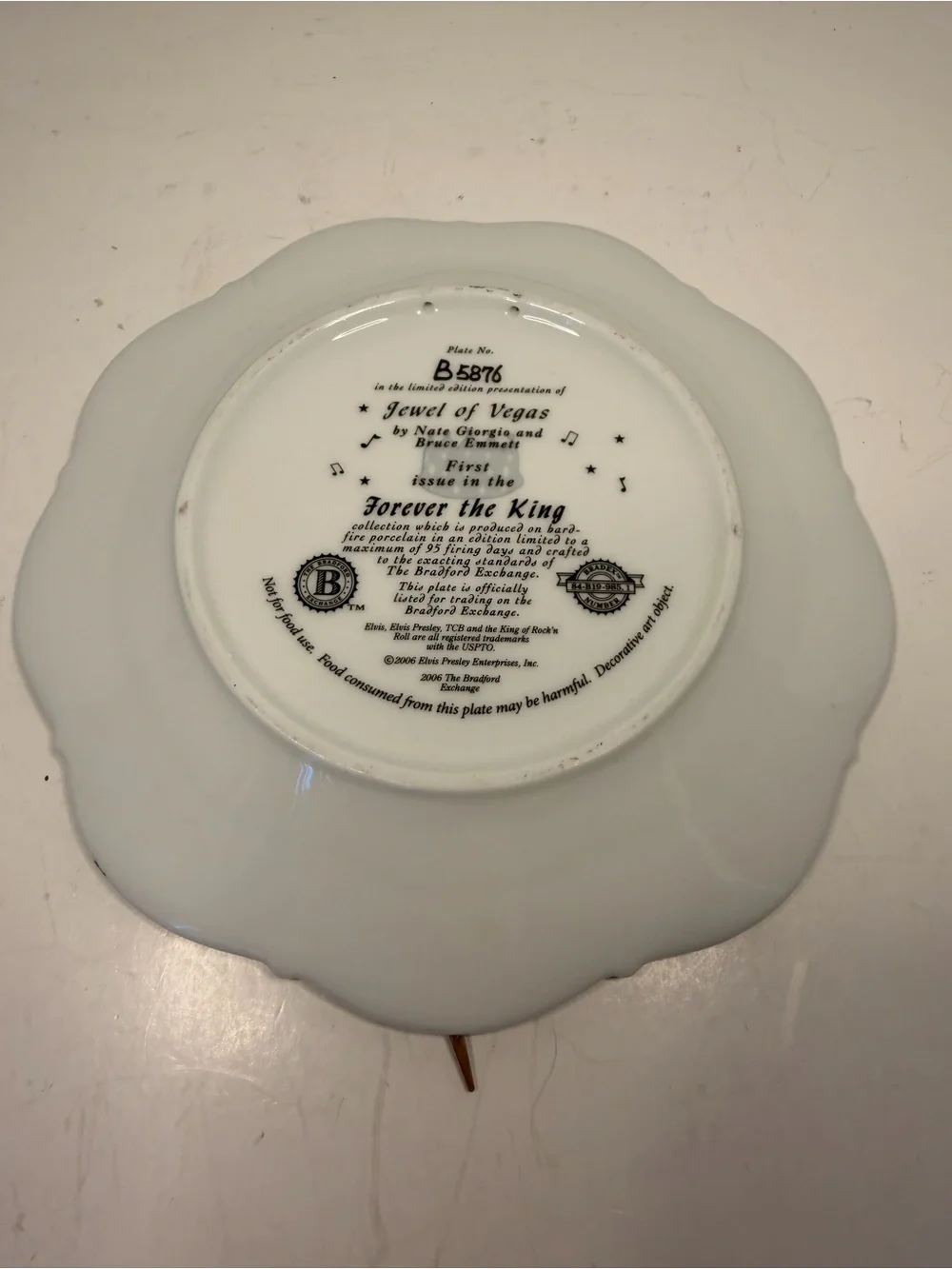 Bradford Exchange Jewel of Vegas Forever The King Elvis Presley Collector Plate